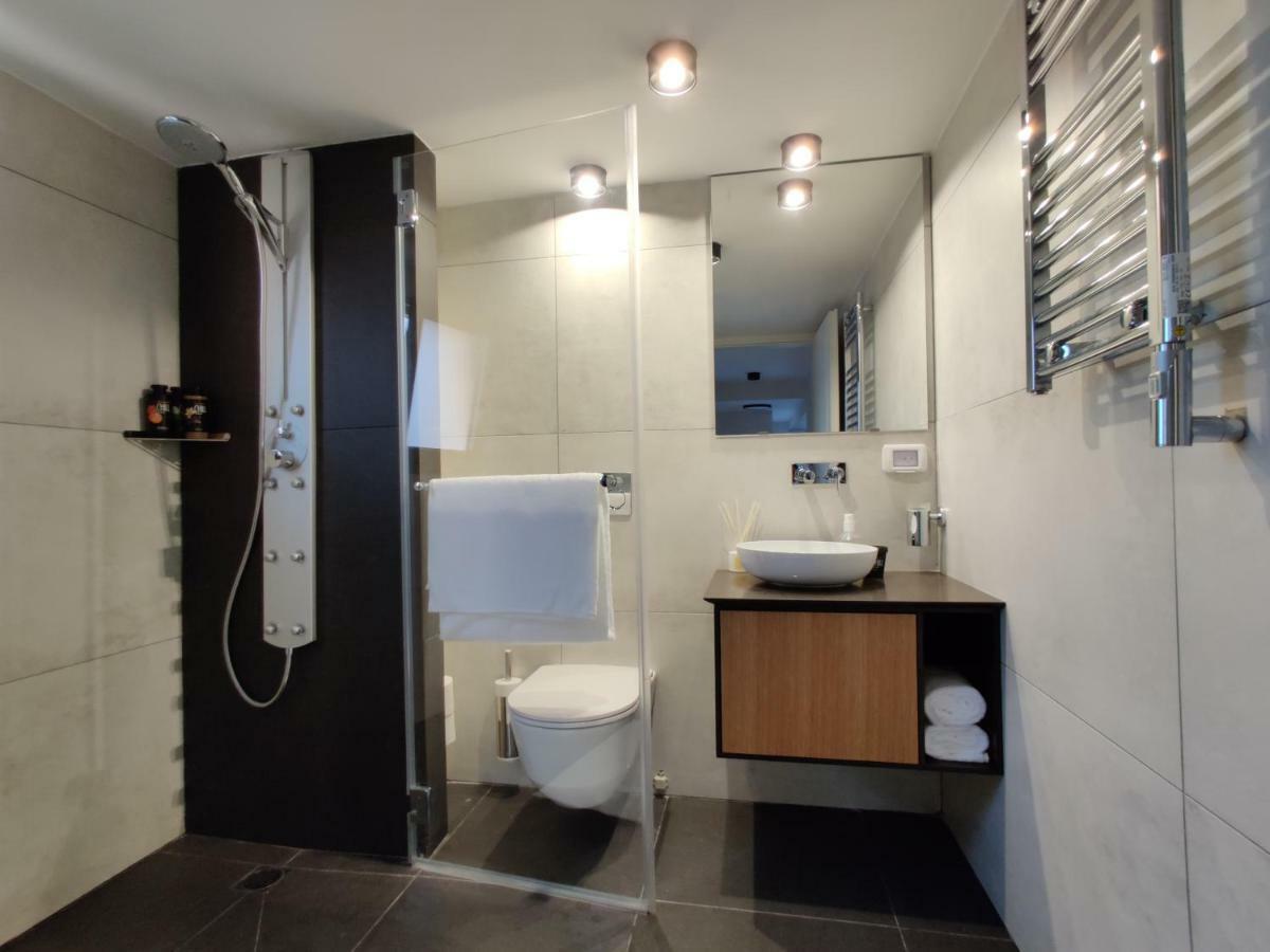 Luxury Suites By Notaly Ariel Хайфа Номер фото